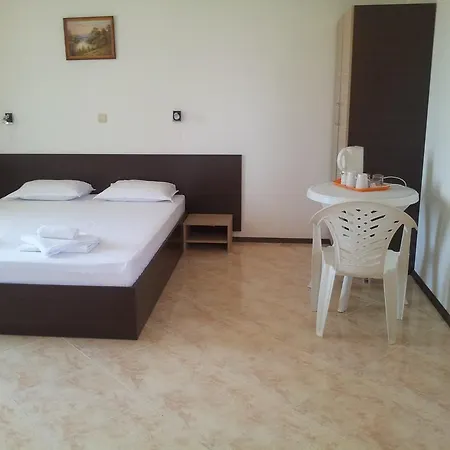 Penzion Saint Irina 3*